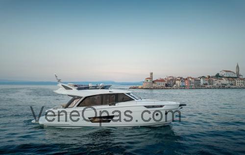 Greenline 45 Fly Hybrid Tekniset tiedot ja arvostelut